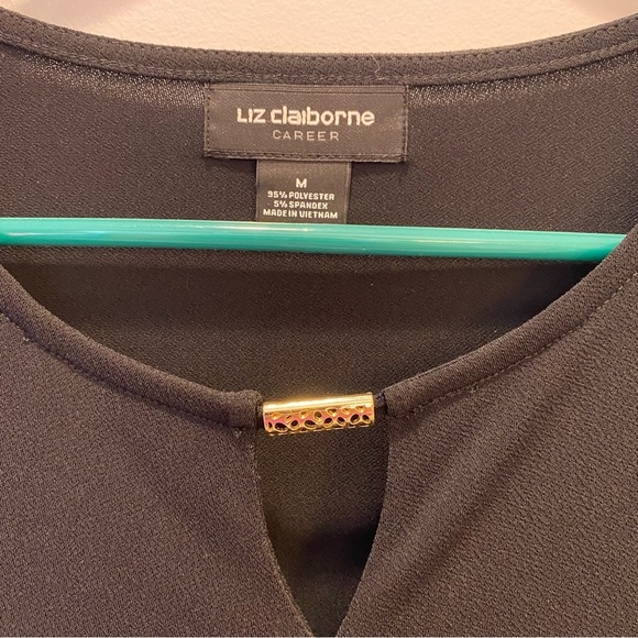 Liz Claiborne Black side scrunch blouse. Medium. - Picture 3 of 9